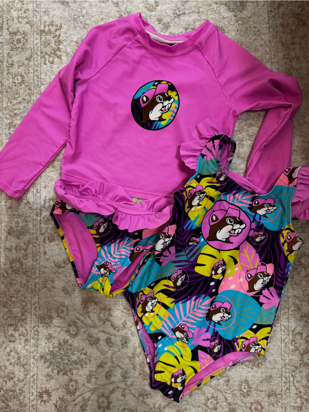 Buc-ee’s 5T swim bundle